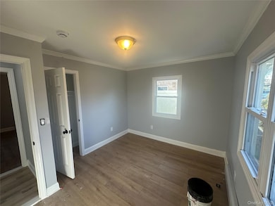 11 Belfry Ln, Hicksville, NY 11801 - photo 5