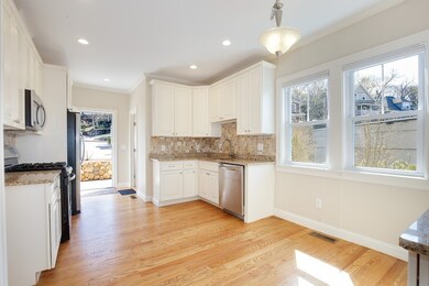 1426 Massachusetts Ave, Arlington, MA 02476 - photo 4