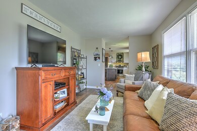 4010 W Englewood-18