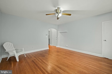 4016 47th St NW unit 4, Washington, DC 20016 - photo 4