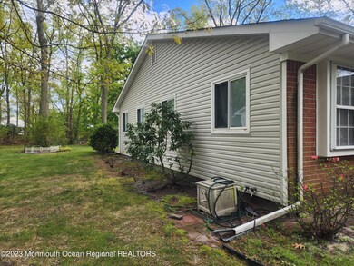 52 Bowie Dr, Whiting, NJ 08759 - photo 4