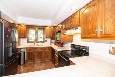 1130 Timber Grove Place, Beech Grove, IN 46107 - photo 4