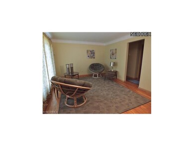 Charming Living Room with beautiful hardwood floor