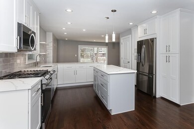 4450 Dawngate Ln, Rolling Meadows, IL 60008 - photo 6