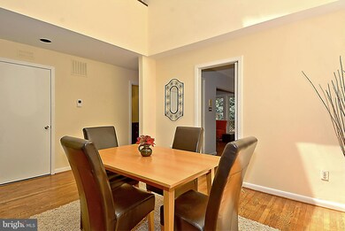 5353 Strathmore Ave, Kensington, MD 20895 - photo 7