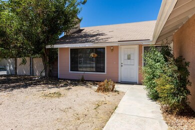 05-GillanAve-4cdcdc9535