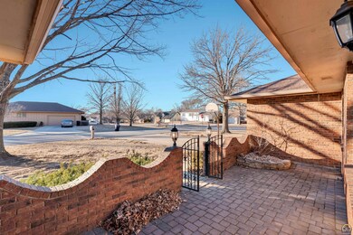 3300 SW Dukeries Rd, Topeka, KS 66614 - photo 7