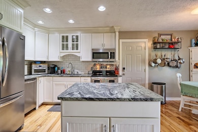 5010 Brookside Dr, Columbia, TN 38401 - photo 6