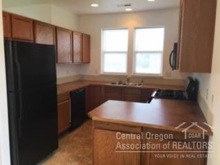 3237 SW Peridot Ave, Redmond, OR 97756 - photo 2