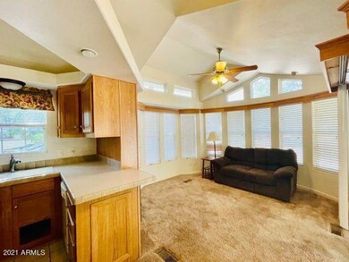 Custom lighting ceiling fan