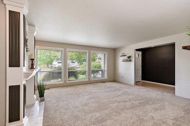 1843 Canyon Ave, Medford, OR 97504 - photo 4