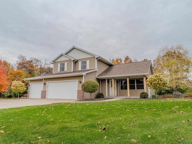 4164 Star Ct, Oshkosh, WI 54904 - photo 2