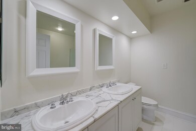 958 N Washington St, Alexandria, VA 22314 - photo 6