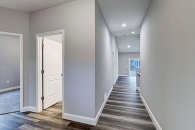 2550 Claridon Rd, Columbus, OH 43231 - photo 4