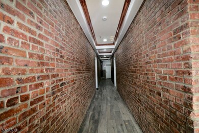 14 Gouverneur St unit 7, Newark, NJ 07104 - photo 3