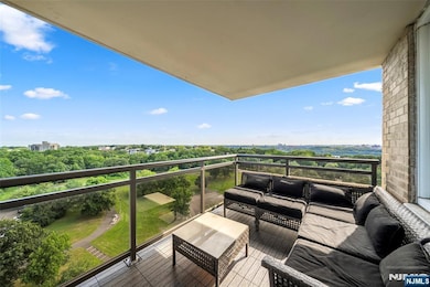 Terrace off Living Rm