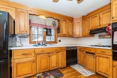 6 Stag Dr, Billerica, MA 01821 - photo 2