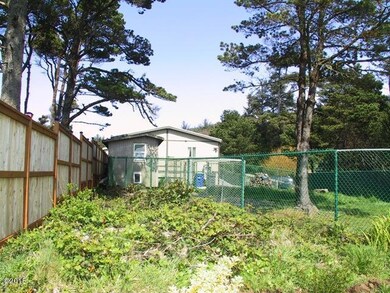 Fenced Yard