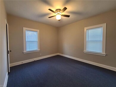 3431 Altamont Ave unit DOWN, Cleveland, OH 44118 - photo 4