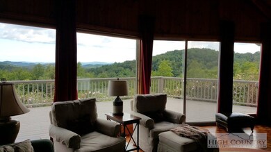 224 Camden Ln, Blowing Rock, NC 28605 - photo 4