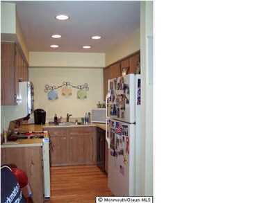 55 Lexington Cir, Matawan, NJ 07747 - photo 3