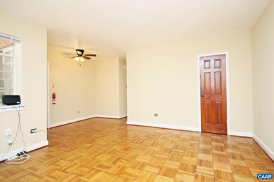 32 University Cir unit 102, Charlottesville, VA 22903 - photo 2