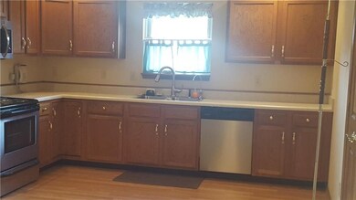 1358 Swan Dr, Franklin, IN 46131 - photo 5