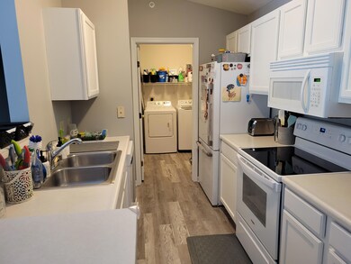 2292 Medlock Ln unit 311, Burlington, KY 41005 - photo 6