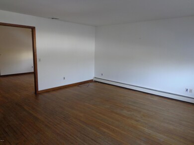 56 Weaver St unit B, Greenwich, CT 06831 - photo 4