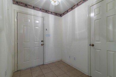 27 Village Green Ct, Denison, TX 75020 - photo 3