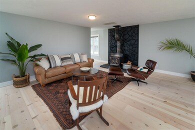 25025 Dodds Rd, Bend, OR 97701 - photo 3