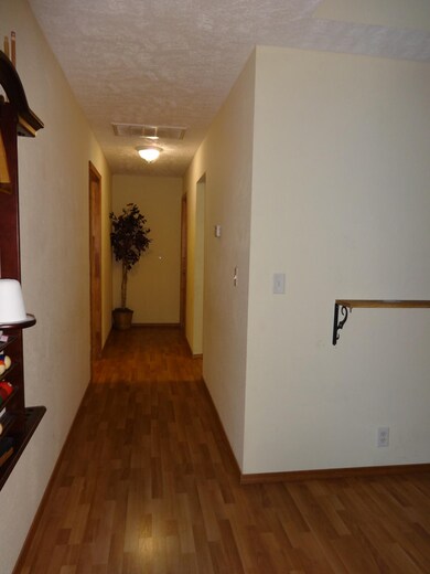 Lawrence 1202, Aurora 019