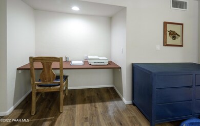Desk nook