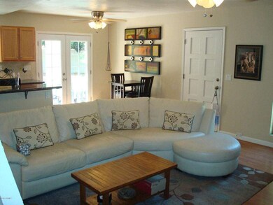 FRONT ROOM