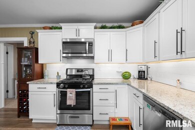 2156 Ridge Rd, Reynolds, IL 61279 - photo 7