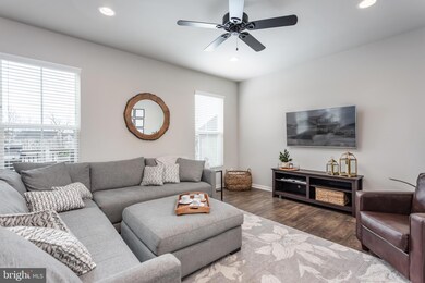 122 Patchwork Dr, Stephenson, VA 22656 - photo 3