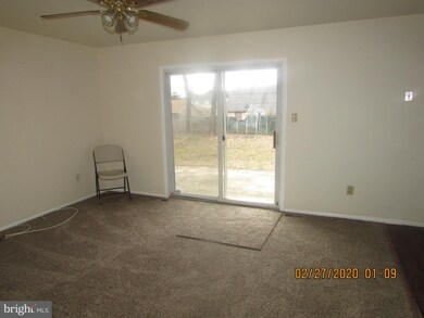 34 Sandal Ln, Willingboro, NJ 08046 - photo 3