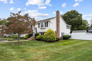 5 Brae Cir, Woburn, MA 01801 - photo 4