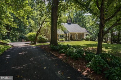 913 Hillstead Dr, Lutherville Timonium, MD 21093 - photo 3