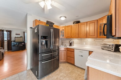 13 Beechwood Blvd, Plainfield, CT 06374 - photo 7