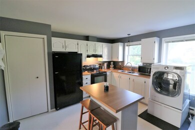 29 Central St unit D, Hillsborough, NH 03244 - photo 3