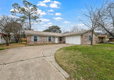 1005 Harrison Ln, Hurst, TX 76053 - photo 2