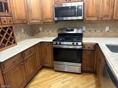 10 Wilshire Terrace, Kinnelon, NJ 07405 - photo 2