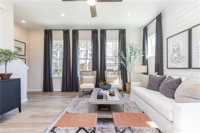 980 Bibbs Cir NW unit 17, Atlanta, GA 30318 - photo 4