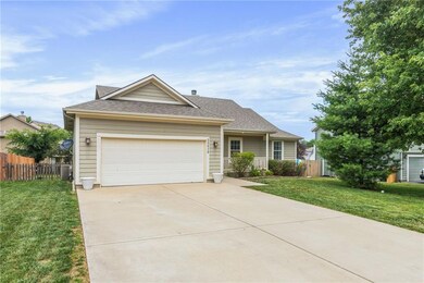 20618 W 221st St, Spring Hill, KS 66083 - photo 4