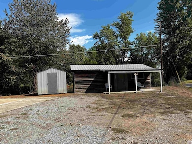 1762 Mayfield Rd, Wickliffe, KY 42087 - photo 3