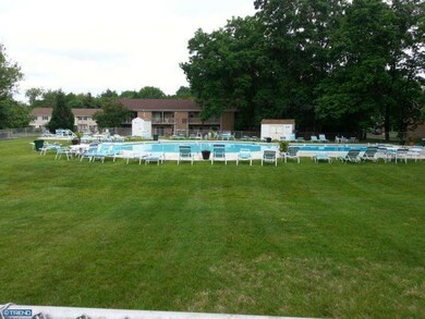 34 Belfast Dr, North Wales, PA 19454 - photo 3