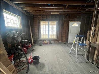 2936 McKoon Ave, Niagara Falls, NY 14305 - photo 2