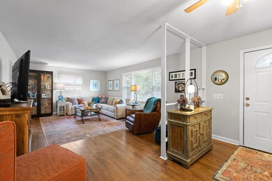 1332 Cloverdale Cir, Hixson, TN 37343 - photo 5