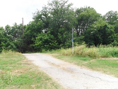 TBD Elm St, Bonham, TX 75418 - photo 2